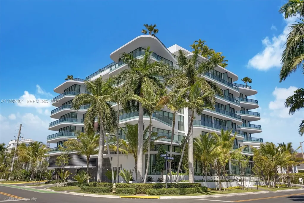 9901 W Bay Harbor Drive Miami FL 33154