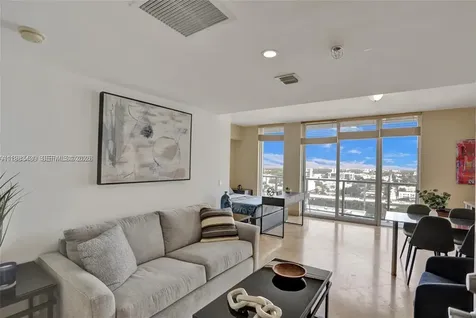 185 SW 7th Street Miami FL 33130