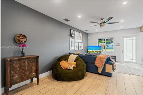 2447 Wilson Street Hollywood FL 33020