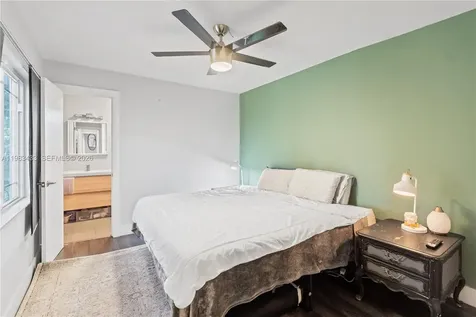 2447 Wilson Street Hollywood FL 33020
