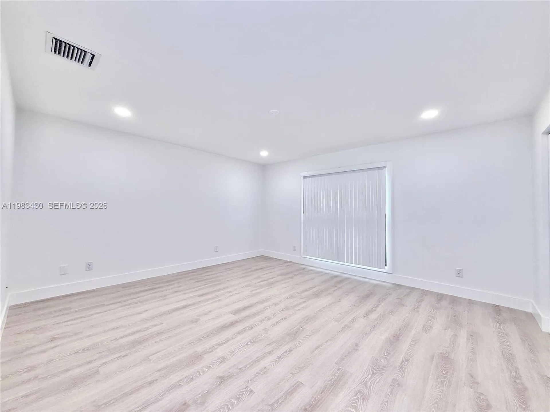 404 Sandtree Drive Palm Beach Gardens FL 33403