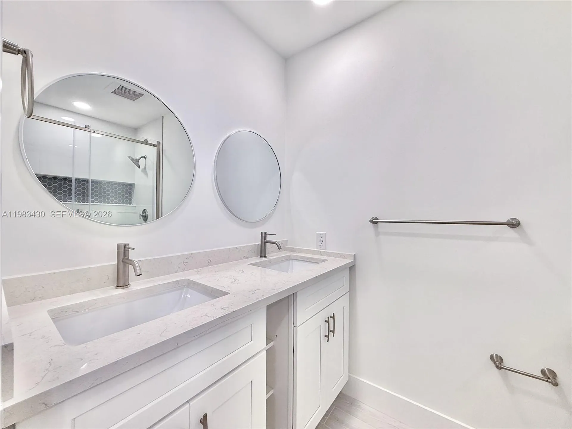 404 Sandtree Drive Palm Beach Gardens FL 33403
