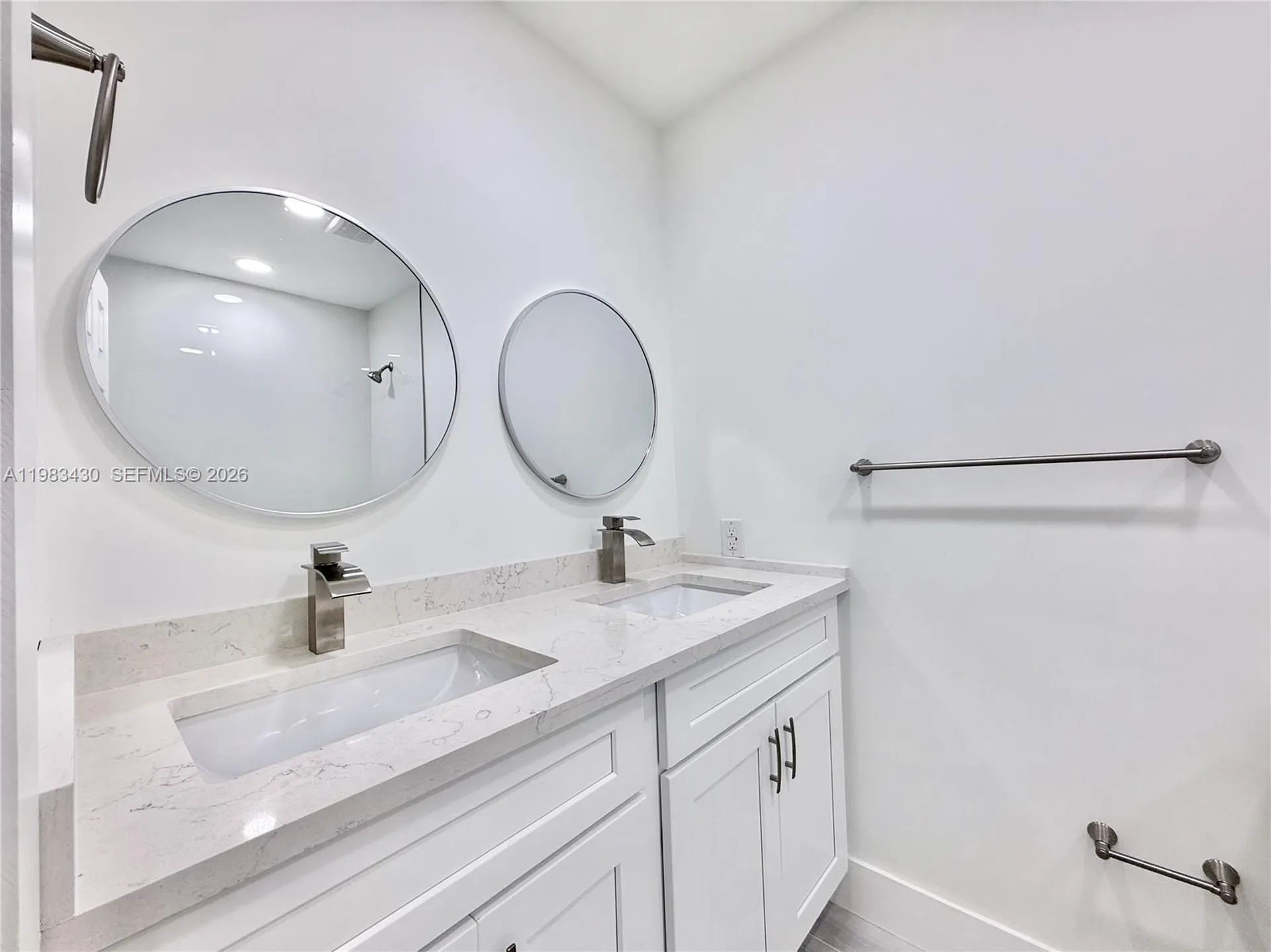 404 Sandtree Drive Palm Beach Gardens FL 33403