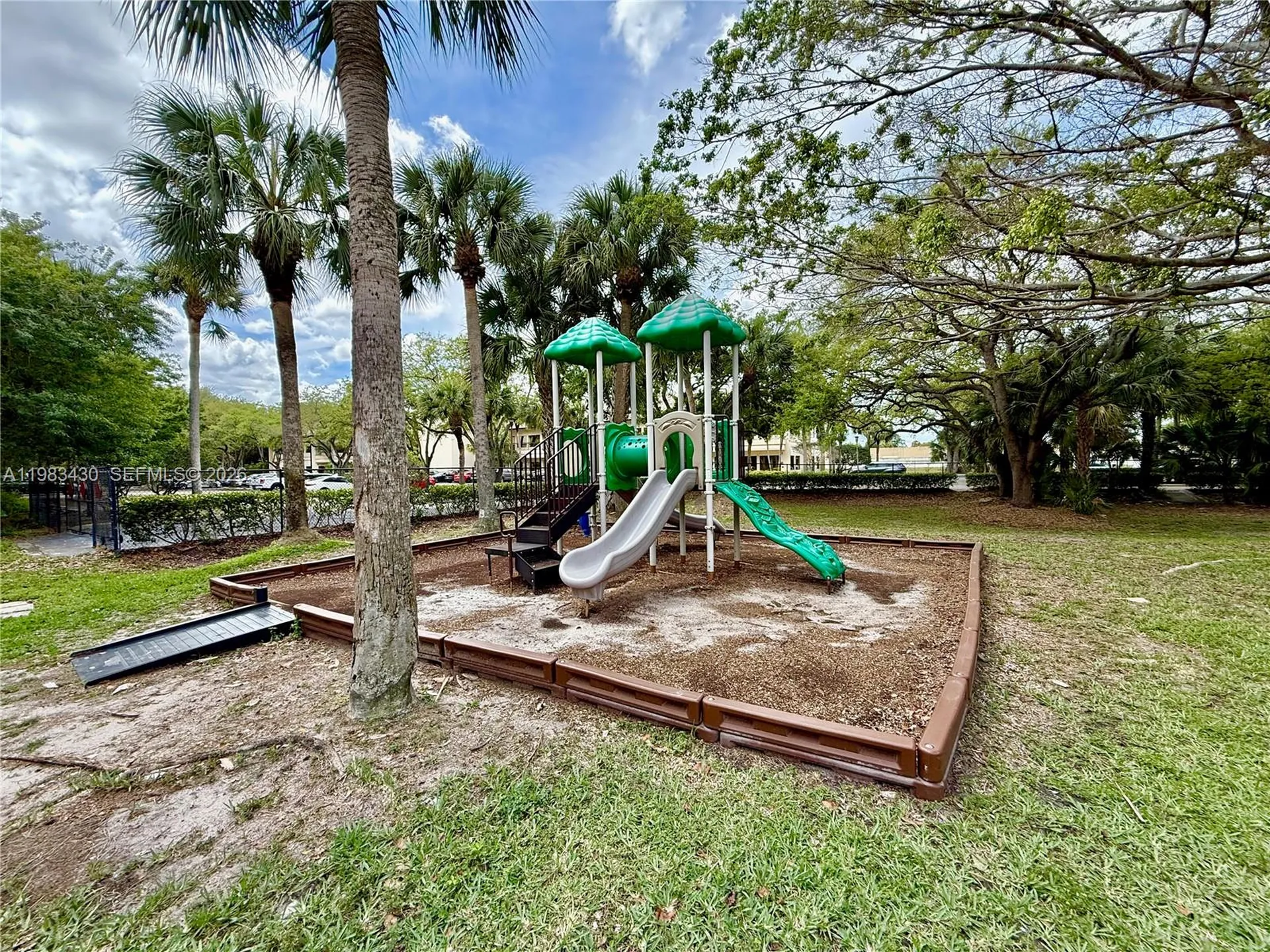 404 Sandtree Drive Palm Beach Gardens FL 33403