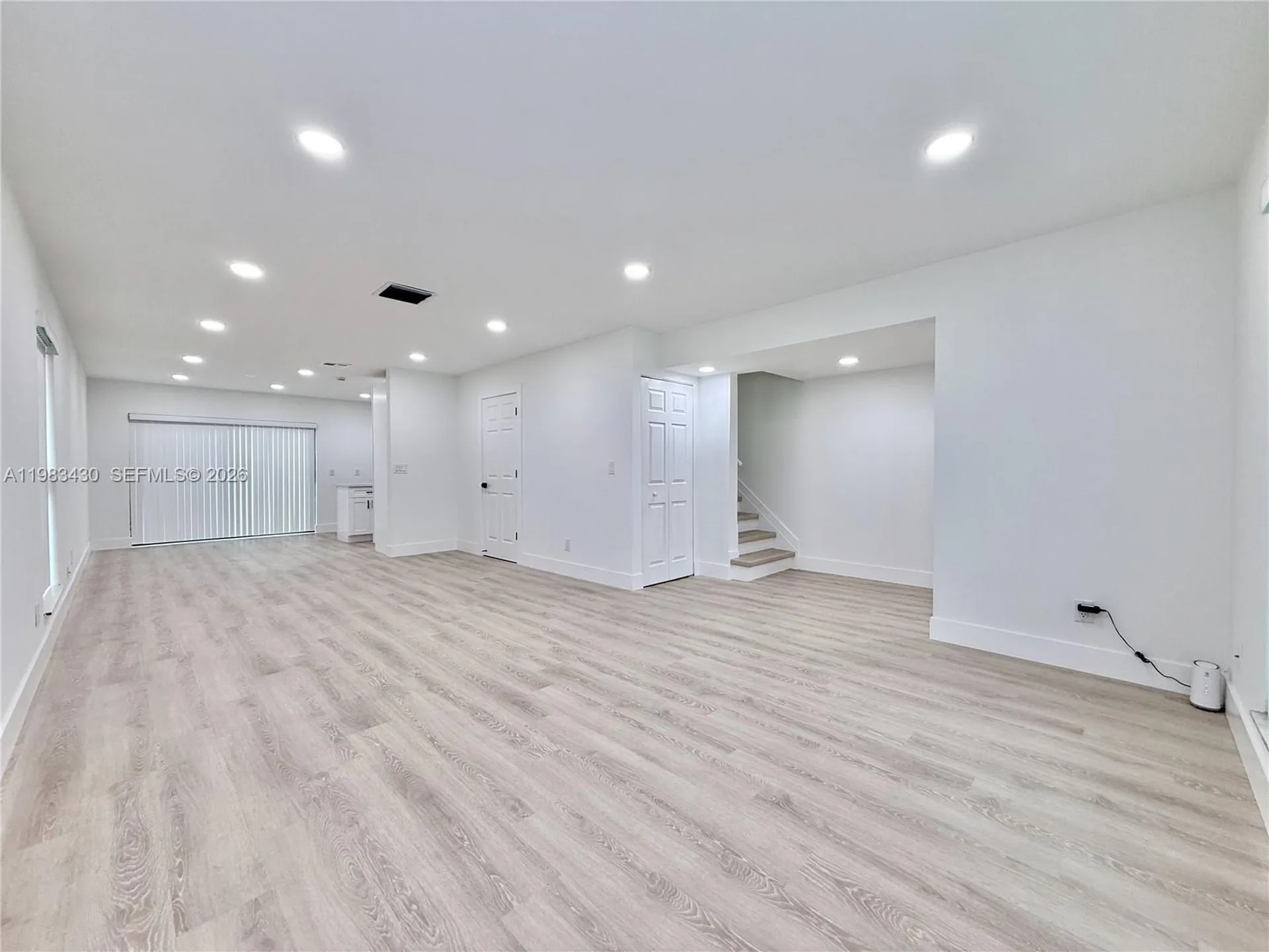 404 Sandtree Drive Palm Beach Gardens FL 33403