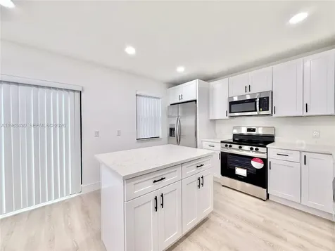 404 Sandtree Drive Palm Beach Gardens FL 33403