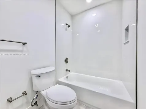 404 Sandtree Drive Palm Beach Gardens FL 33403