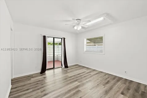 7371 SW 1st Street Margate FL 33068