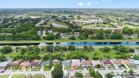 7371 SW 1st Street Margate FL 33068