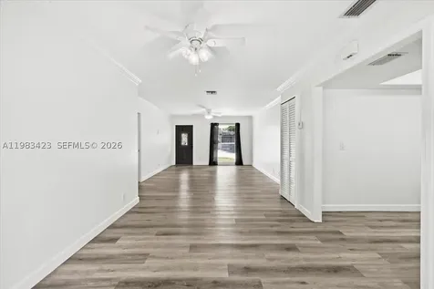 7371 SW 1st Street Margate FL 33068