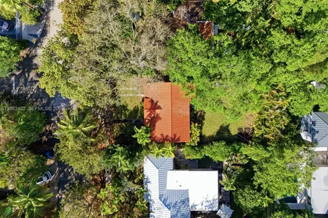 2235 Overbrook Street Miami FL 33133