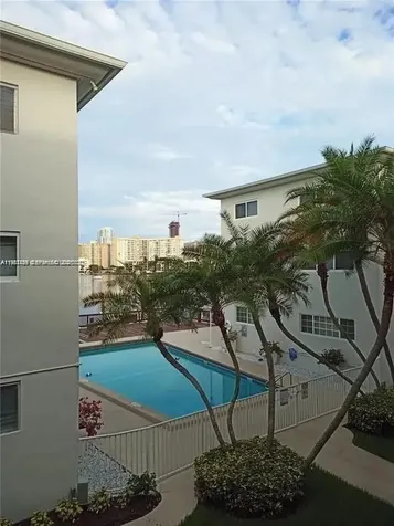 462 Golden Isles Drive Hallandale Beach FL 33009