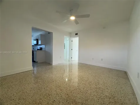 20 W 37th Street Hialeah FL 33012