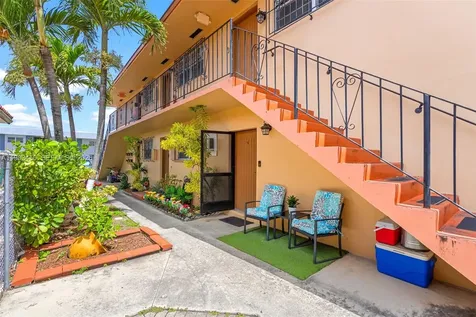 20 W 37th Street Hialeah FL 33012
