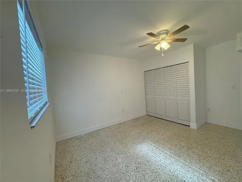 20 W 37th Street Hialeah FL 33012