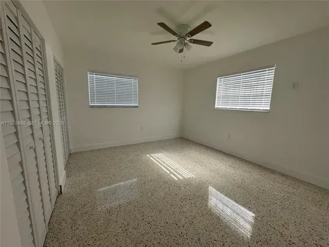 20 W 37th Street Hialeah FL 33012