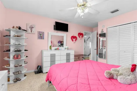 20 W 37th Street Hialeah FL 33012