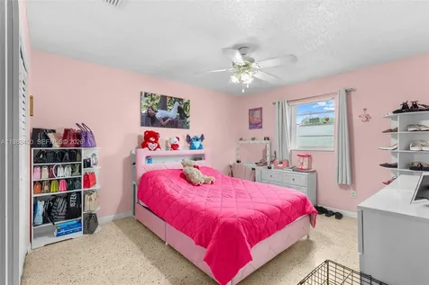 20 W 37th Street Hialeah FL 33012