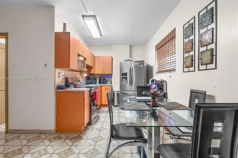 20 W 37th Street Hialeah FL 33012