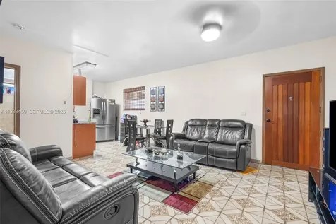 20 W 37th Street Hialeah FL 33012