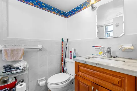 20 W 37th Street Hialeah FL 33012