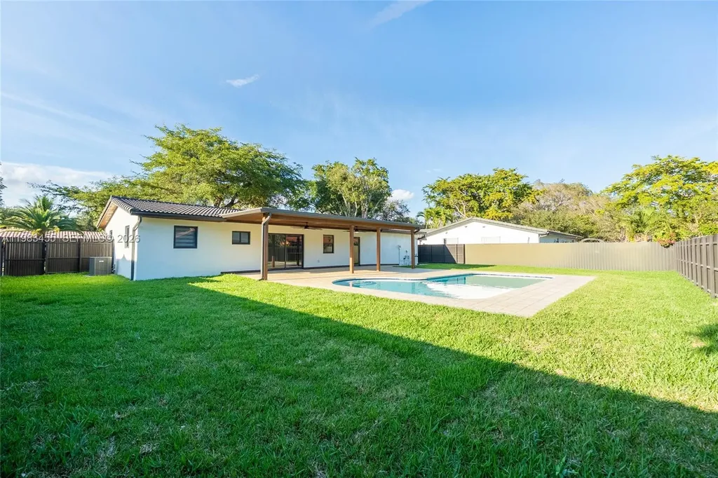 14515 Mahogany Court Miami Lakes FL 33014