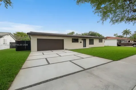14515 Mahogany Court Miami Lakes FL 33014