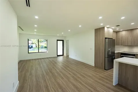 14515 Mahogany Court Miami Lakes FL 33014