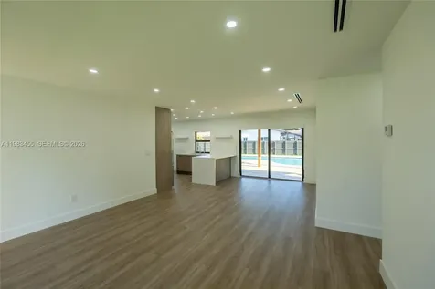 14515 Mahogany Court Miami Lakes FL 33014
