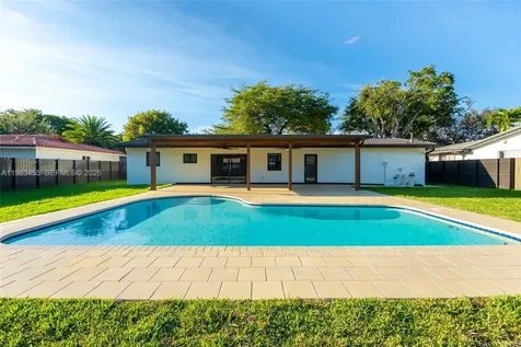 14515 Mahogany Court Miami Lakes FL 33014