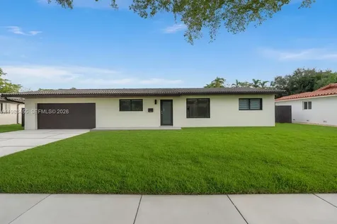 14515 Mahogany Court Miami Lakes FL 33014