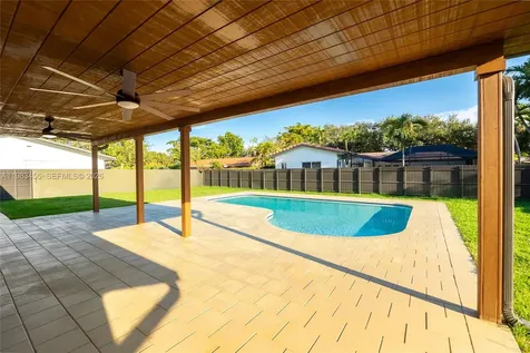 14515 Mahogany Court Miami Lakes FL 33014