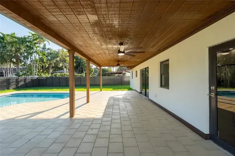 14515 Mahogany Court Miami Lakes FL 33014