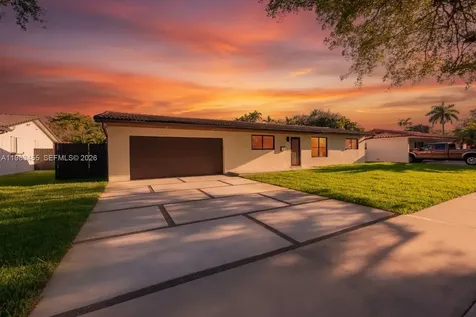 14515 Mahogany Court Miami Lakes FL 33014