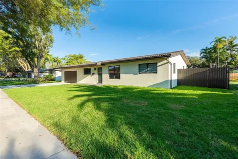 14515 Mahogany Court Miami Lakes FL 33014