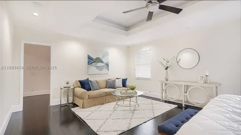 1646 Victoria Pointe Lane Weston FL 33327
