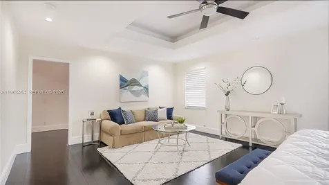 1646 Victoria Pointe Lane Weston FL 33327