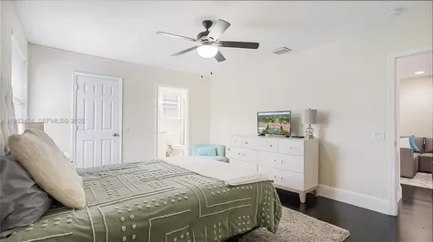 1646 Victoria Pointe Lane Weston FL 33327
