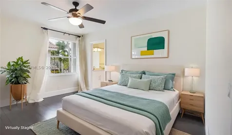 1646 Victoria Pointe Lane Weston FL 33327