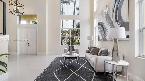 1646 Victoria Pointe Lane Weston FL 33327