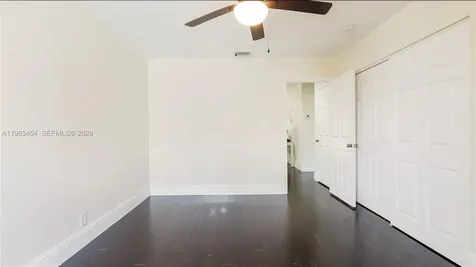 1646 Victoria Pointe Lane Weston FL 33327