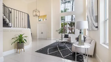 1646 Victoria Pointe Lane Weston FL 33327