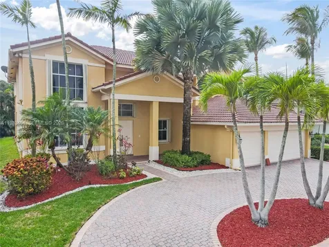1646 Victoria Pointe Lane Weston FL 33327