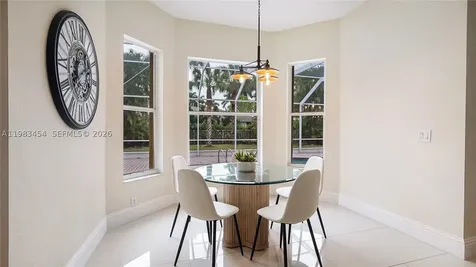 1646 Victoria Pointe Lane Weston FL 33327