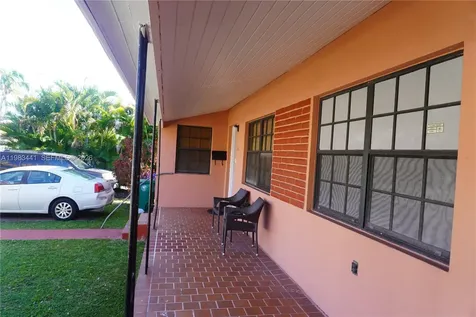 2660 SW 36th Avenue Miami FL 33133
