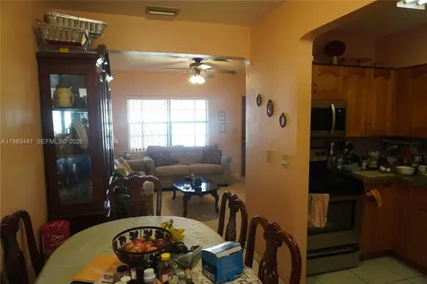 2660 SW 36th Avenue Miami FL 33133