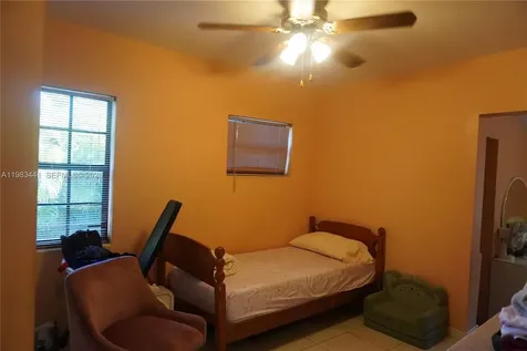 2660 SW 36th Avenue Miami FL 33133