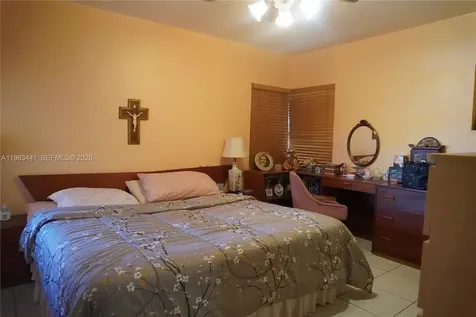 2660 SW 36th Avenue Miami FL 33133