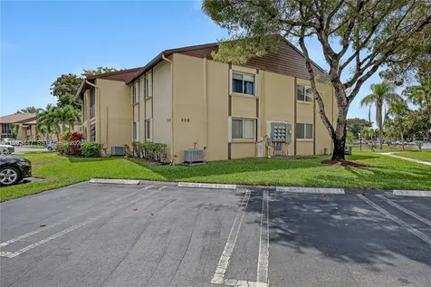 339 Pine Ridge Circle Green Acres FL 33463