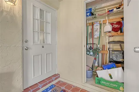 339 Pine Ridge Circle Green Acres FL 33463